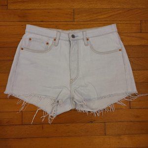 Levi's 5 Button Light Wash Shorts